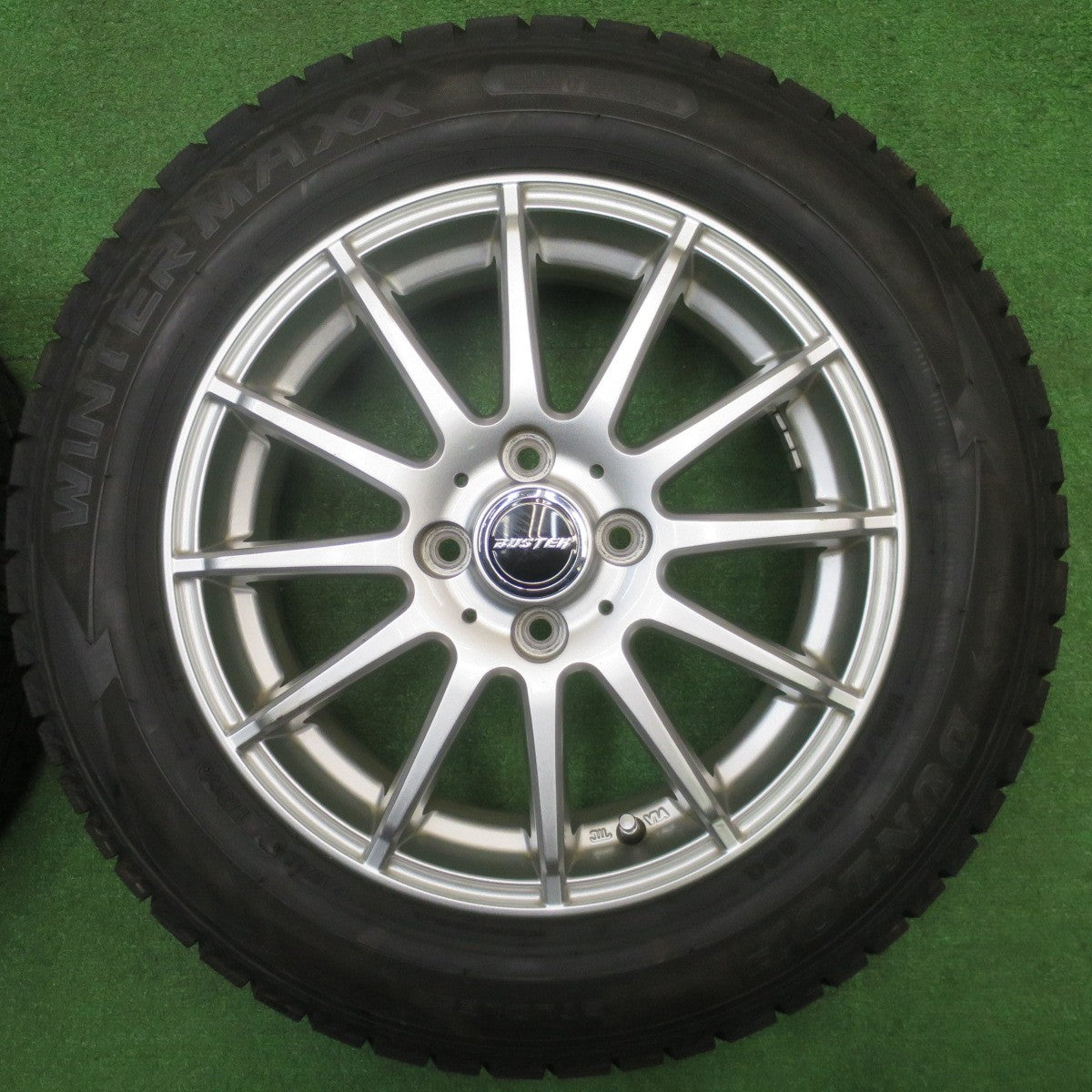 ほぼ未使用！23年！キレイ★スタッドレス 185/65R15 ダンロップ ウインターマックス WM02 BUSTER バスター 15インチ PCD100/4H★5111804NJス