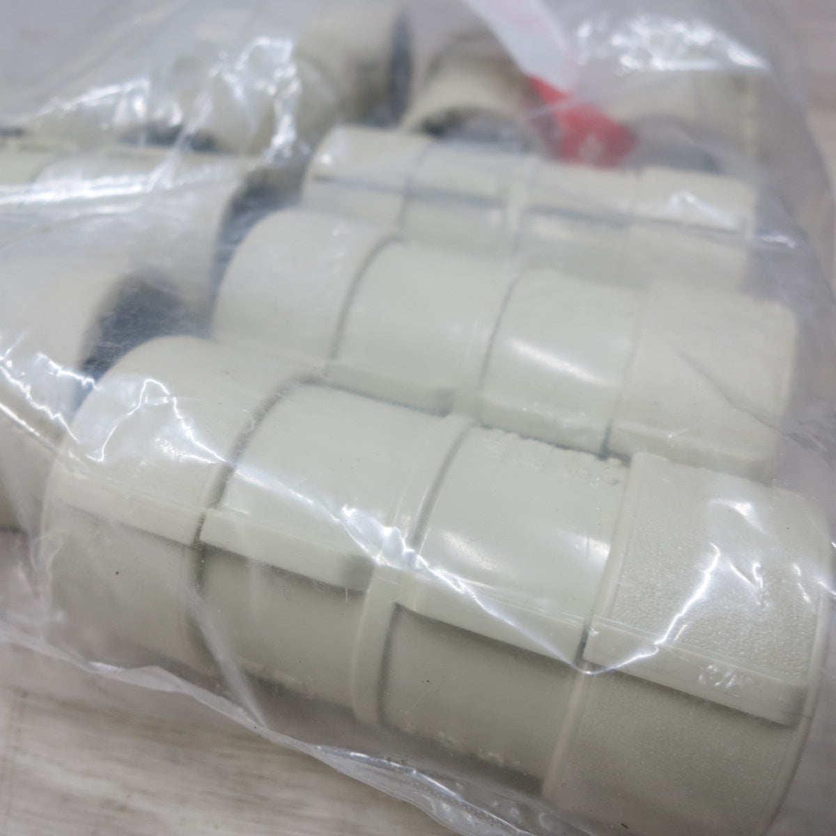 [送料無料] 未使用!まとめ売り◆未来工業 カップリング (PF管用) ベージュ MFSC-22G 10個×2袋 / 2号 コネクタ チョコレート 2K-36T 10個×2袋◆