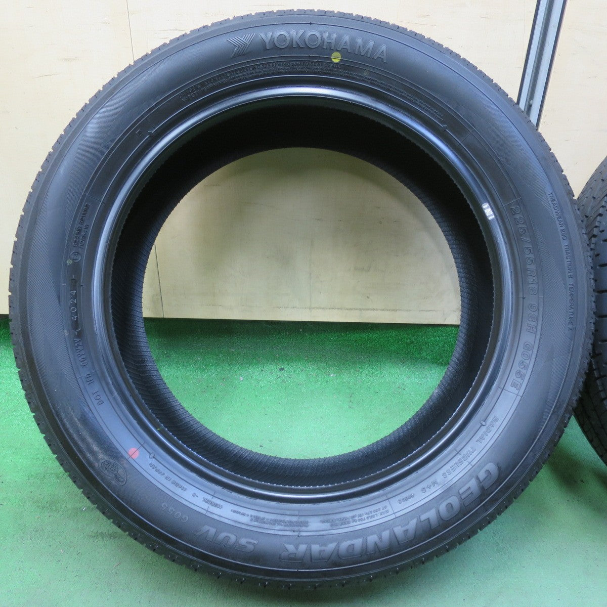 新車外し！24年★225/55R18 ヨコハマ ジオランダー SUV G055 G055E タイヤ 18インチ ZR-V エクストレイル XV デリカ D:5 等★5092401イノタ