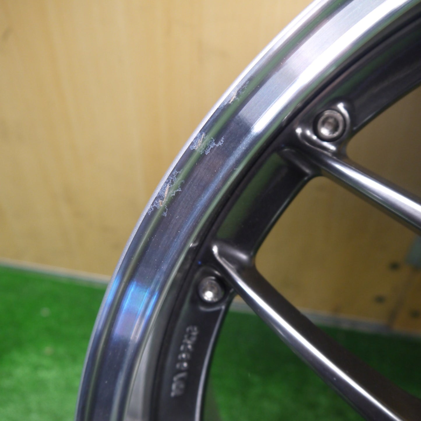 未使用！1本★BBS RS951H 19インチ ホイール 19×8J PCD114.3/5H★6021606Hホ