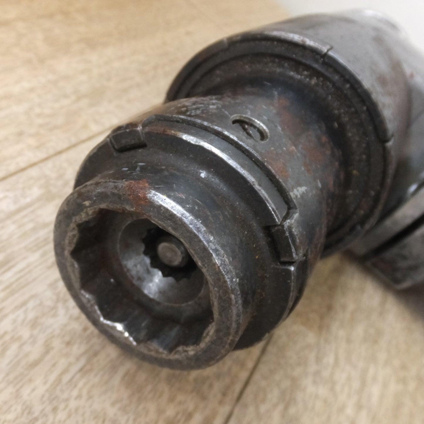 [送料無料] ★芝浦 電動シャーレンチ LSR-20HD1S　最大トルク 58kgf・m 回転数 20rpm　100V 6.1A 50-60Hz 590W★