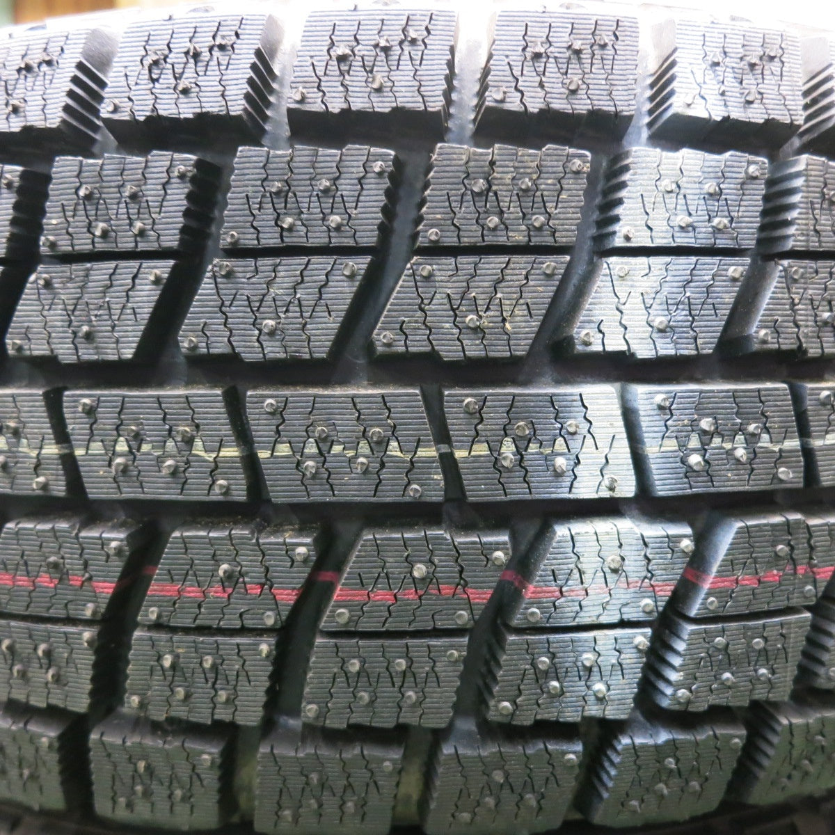 *送料無料* 未使用★スタッドレス 185/65R14 ブリヂストン ブリザック MZ-03 スチール 14インチ PCD100 114.3/5H マルチ★4043005HAス