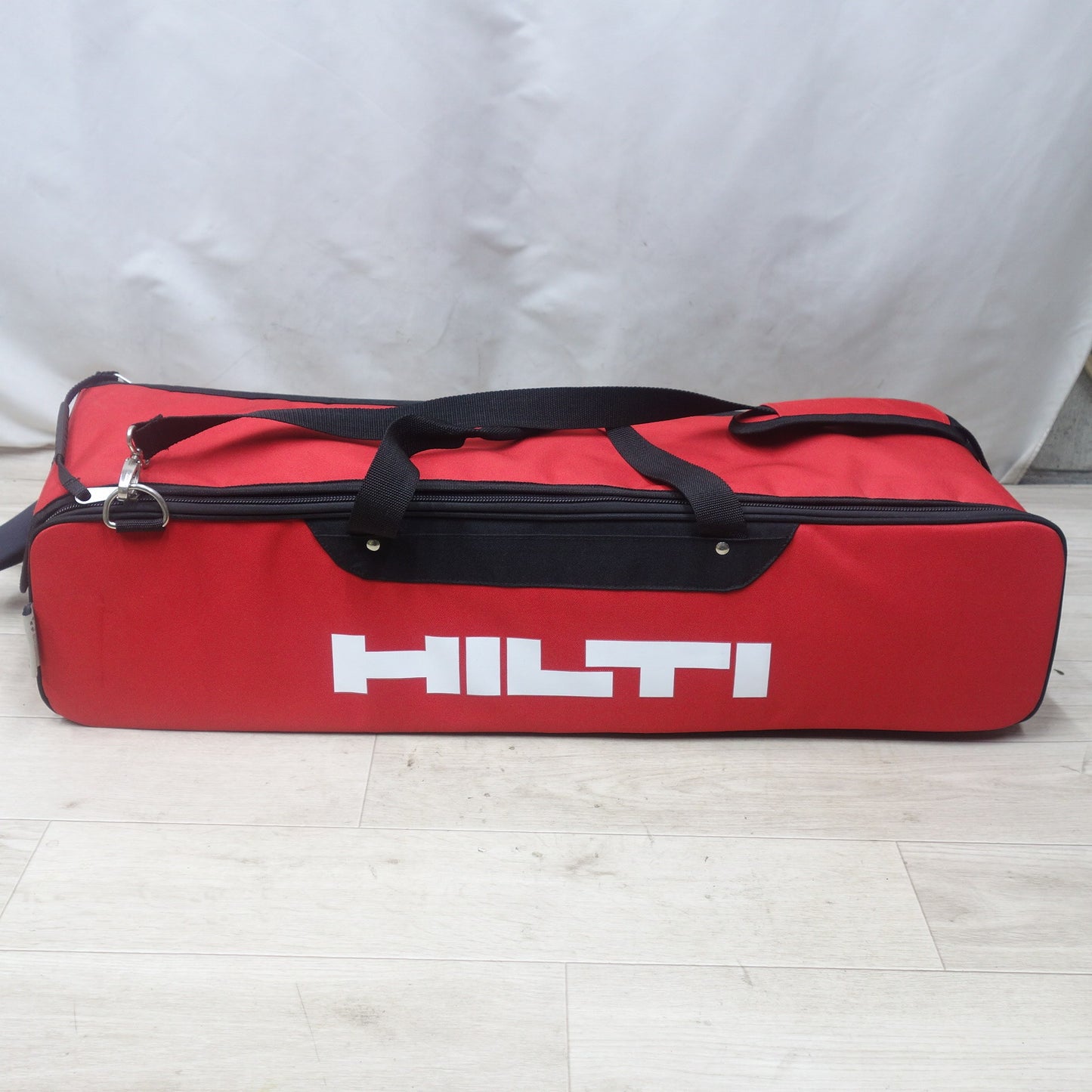 [送料無料] ほぼ未使用◆HILTI ショルダー エクソスケルトン EXO-S 天井 作業用 キャリーバッグ付 #3934464 #2296214 ヒルティ◆