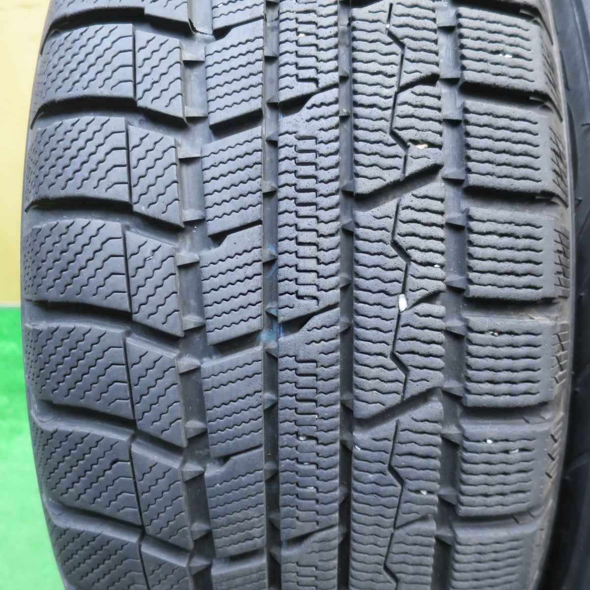 バリ溝！キレイ！9.5分★スタッドレス 215/60R17 トーヨー ウインター トランパス TX SIBILLA NEXT C5 シビラ 17インチ PCD114.3/5H★5122502NJス