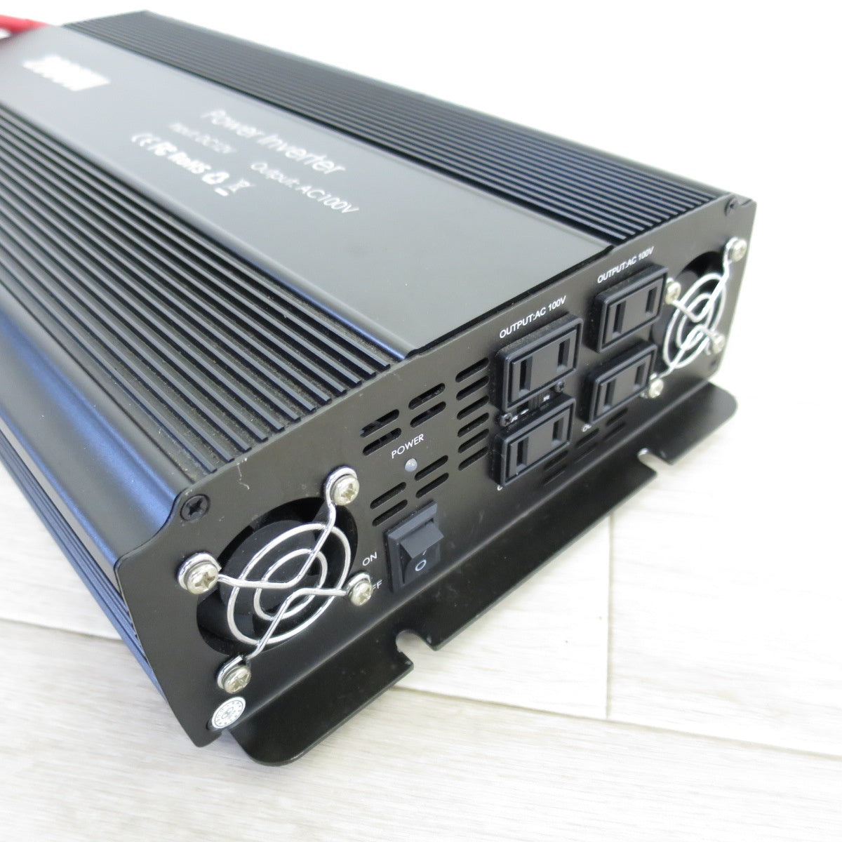 [送料無料] キレイ◇パワー インバーター 2000W Power Inverter DC12V AC100V メーカー 型式 不明 現状品◇