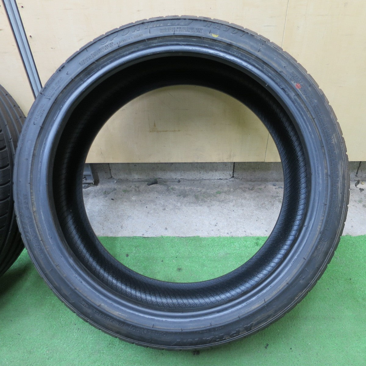 未使用！23年★215/40R18 アプタニー SPORT macro RA301 APTANY タイヤ 18インチ プリウス 86 BRZ 等★6051602NGノタ
