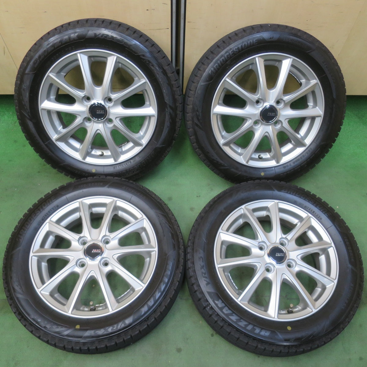 バリ溝！22年！キレイ！9.5分★スタッドレス 155/65R14 ブリヂストン ブリザック VRX3 PREO プレオ 14インチ PCD100/4H★6021109イス