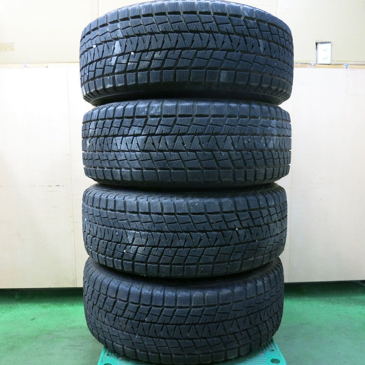 バリ溝！8.5分★スタッドレス 265/65R17 ブリヂストン ブリザック DM-V1 CV928 社外 アルミ 17インチ PCD139.7/6H★5082201SKス
