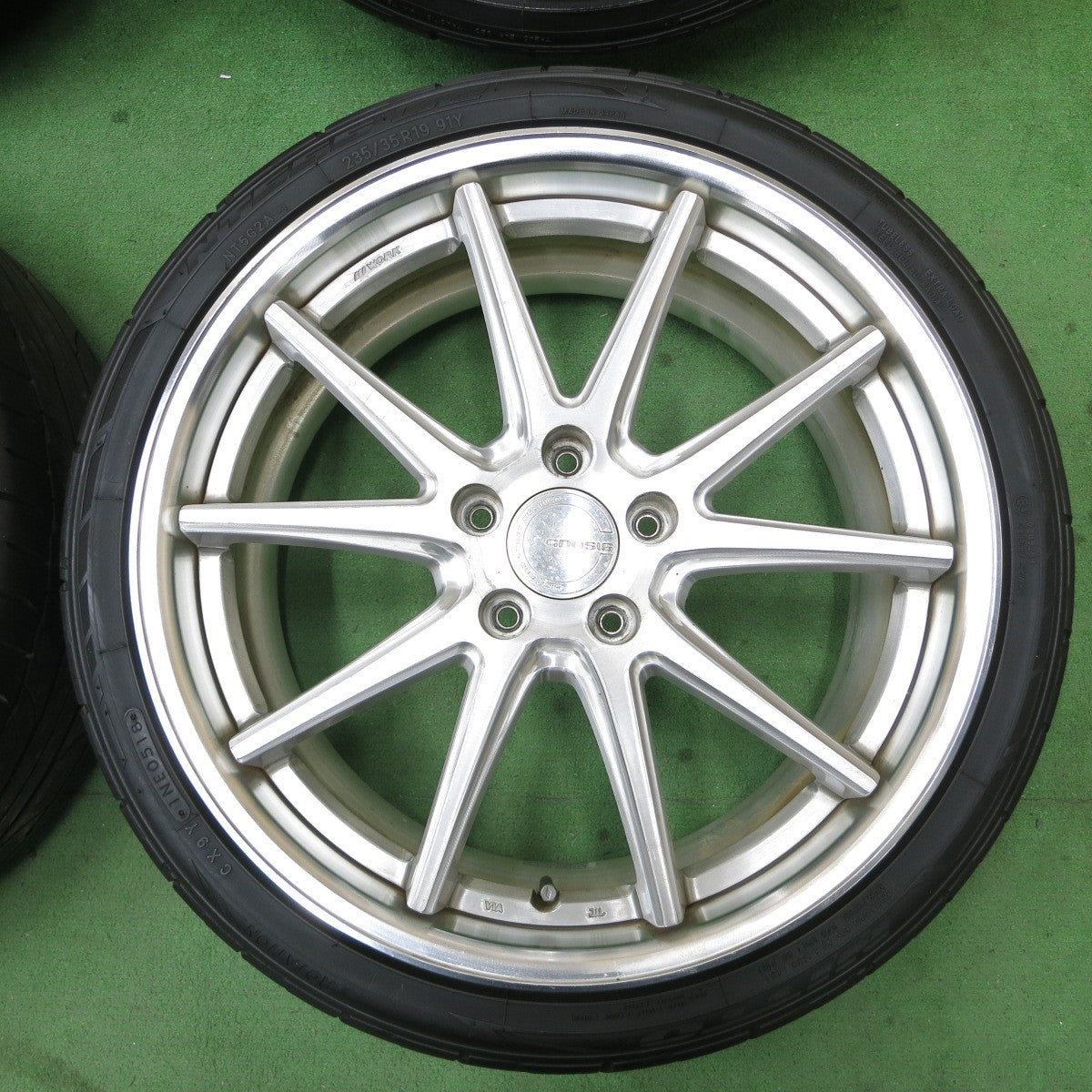 4本価格☆WORK GNOSIS GV1 235/35R19 ニットー NT555 G2 ワーク 