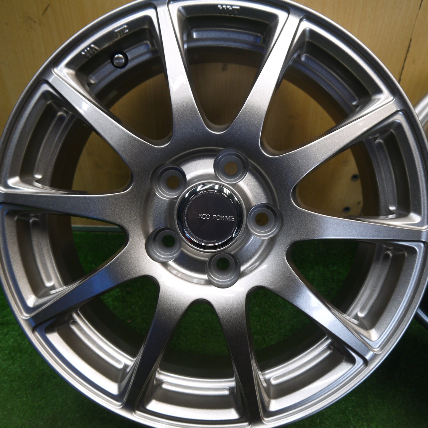 未使用★ECO FORME SE-23 エコフォルム 15インチ ホイール 15×6J PCD100/5H★6042210Hホ