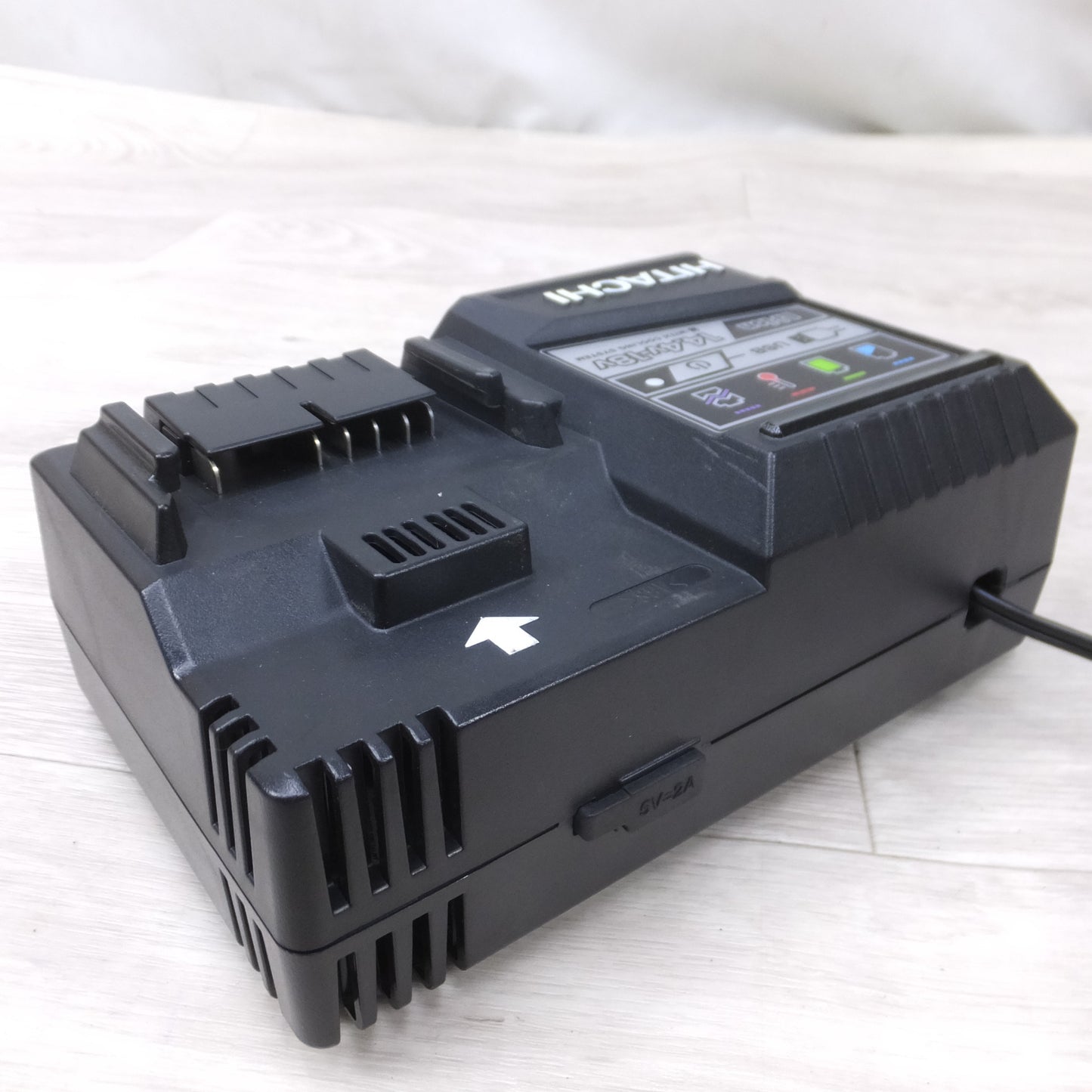 [送料無料] 美品◆日立工機 急速 充電器 14.4V - 18V リチウム イオン バッテリー用 UC18YSL3 電動 工具◆
