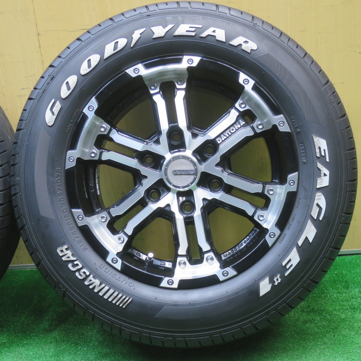 バリ溝！22年！キレイ！9.5分★RAYS DAYTONA FDX 215/65R16 109/107R グッドイヤー イーグル #1 レイズ デイトナ 16インチ PCD139.7/6H★5102801NJノ