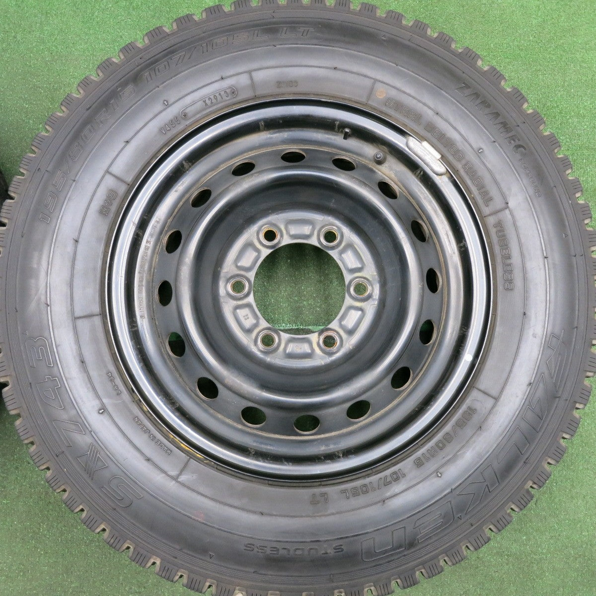 *送料無料* バリ溝！9分★ハイエース等 195/80R15 スタッドレス ファルケン SI743 スチール ホイール 15インチ PCD139.7/6H★4050802HAス