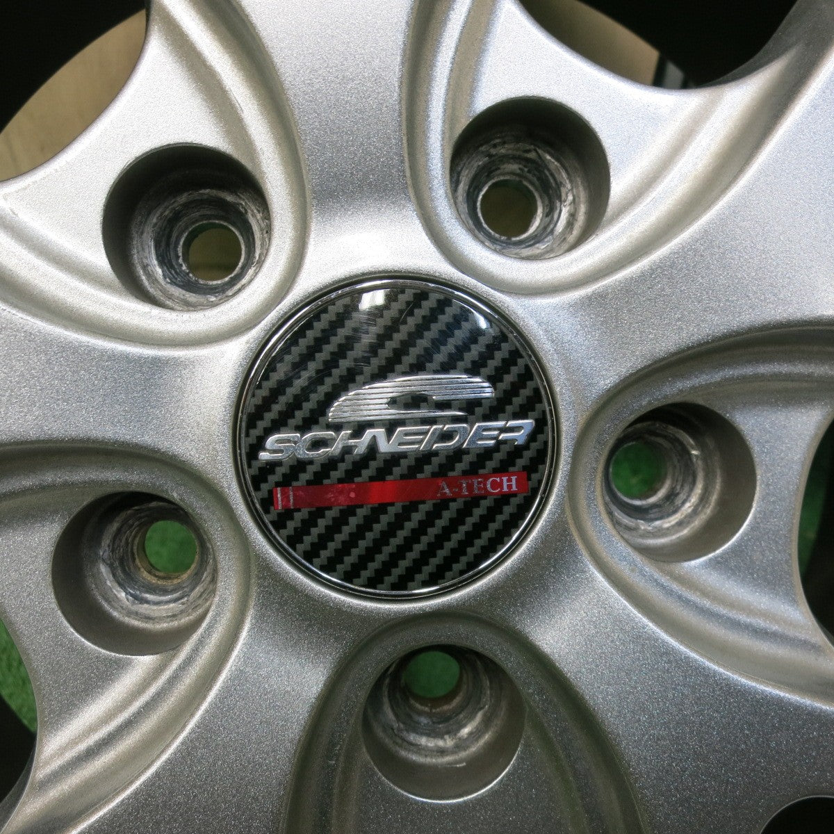 [送料無料] キレイ★SCHNEIDER A-TECH シュナイダー エーテック 15インチ ホイール 15×6J PCD114.3/5H★5021401SYホ