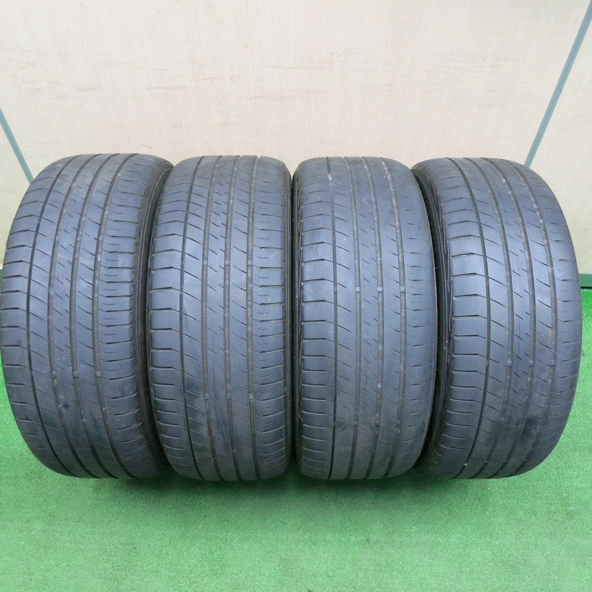 [送料無料] キレイ！22年★トヨタ 30系 ヴェルファイア アルファード 純正 235/50R18 ダンロップ ルマン5 LE MANS V 18インチ PCD114.3/5H★4121608TNノ