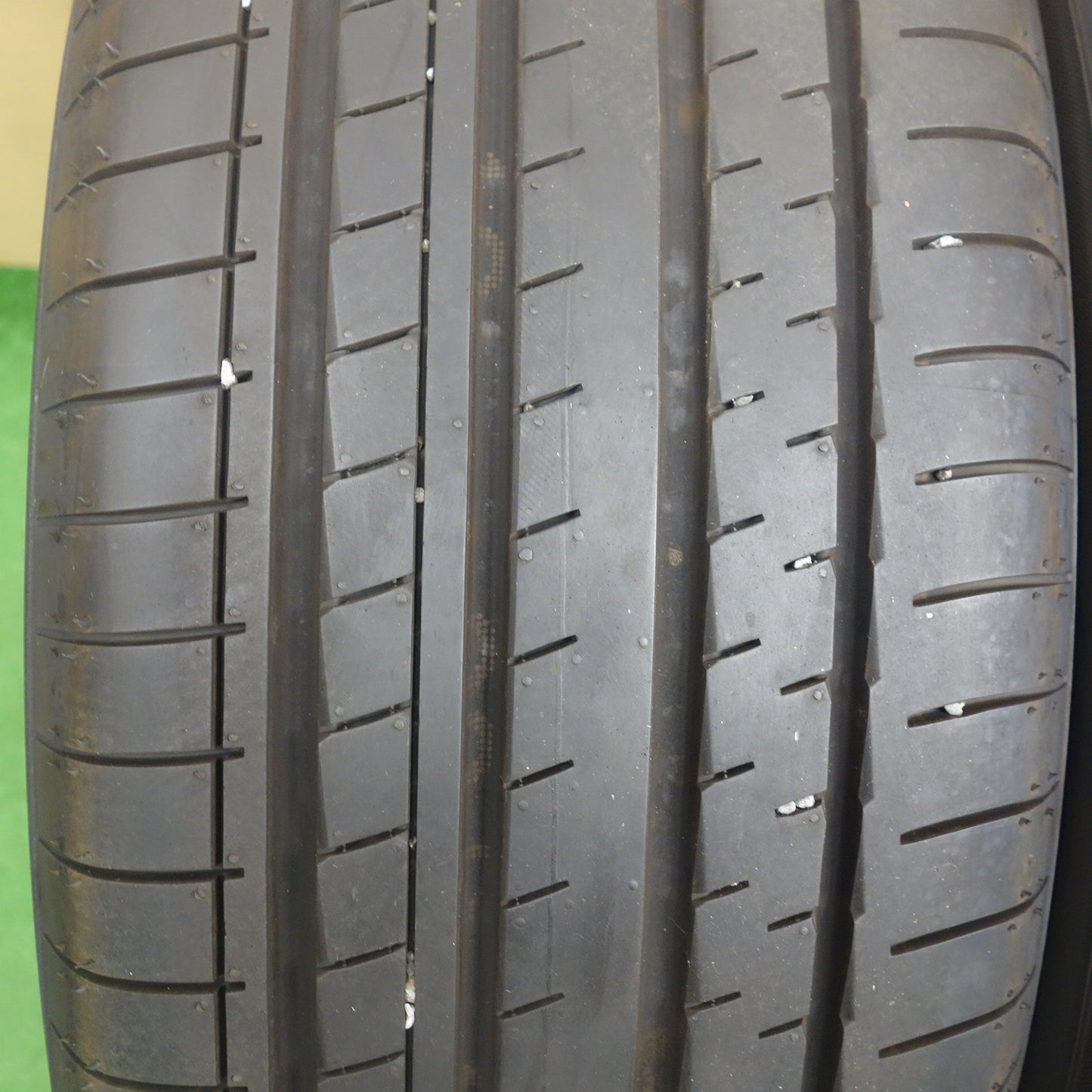 ほぼ新車外し！25年◎レクサス LBX 純正 225/55R18 ヨコハマ アドバン V61 18インチ PCD114.3/5H◎6071301KTノ