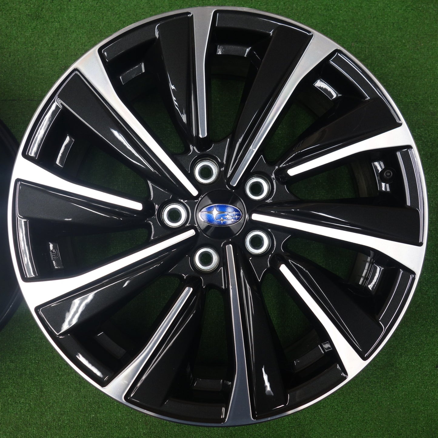 新車外し★スバル VN5 レヴォーグ STI スポーツ 純正 ホイール 18インチ 18×7.5J PCD114.3/5H★6032102KTホ