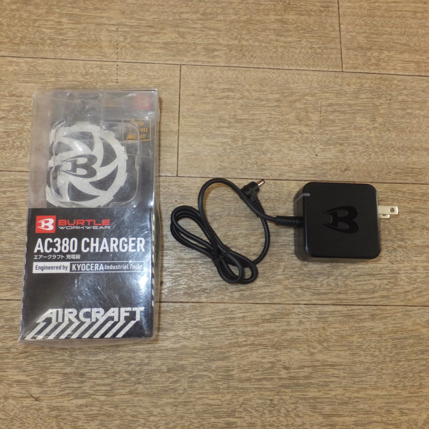 [送料無料] ★京セラ バートル BURTLE エアークラフト充電器 AC380 CHARGER AC2130　AIRCRAFT★