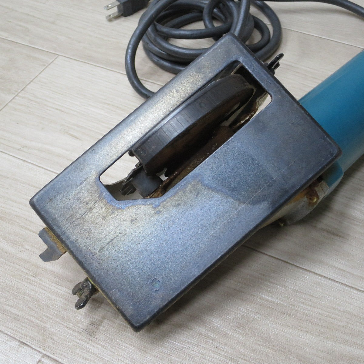 [送料無料] ◆マキタ 110mm 板金 マルノコ 4204 電動 工具 切断 機 丸鋸 丸ノコ 丸のこ Makita◆