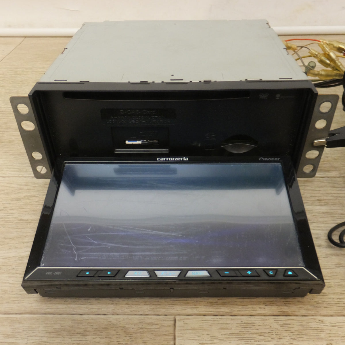 ★カロッツェリア carrozzeria AV一体型HDDナビゲーション サイバーナビ AVIC-ZH07★
