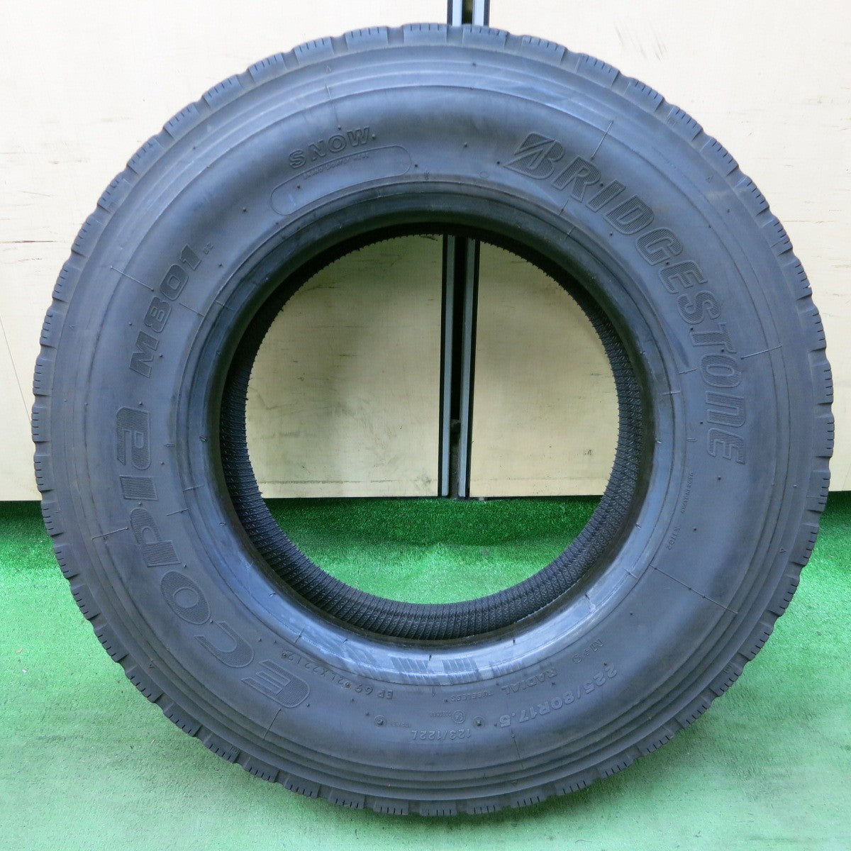 [送料無料] 1本価格★トラック タイヤ 225/80R17.5 123/122L ブリヂストン エコピア M801 ミックス オールシーズン 17.5インチ★5021001ナスタ