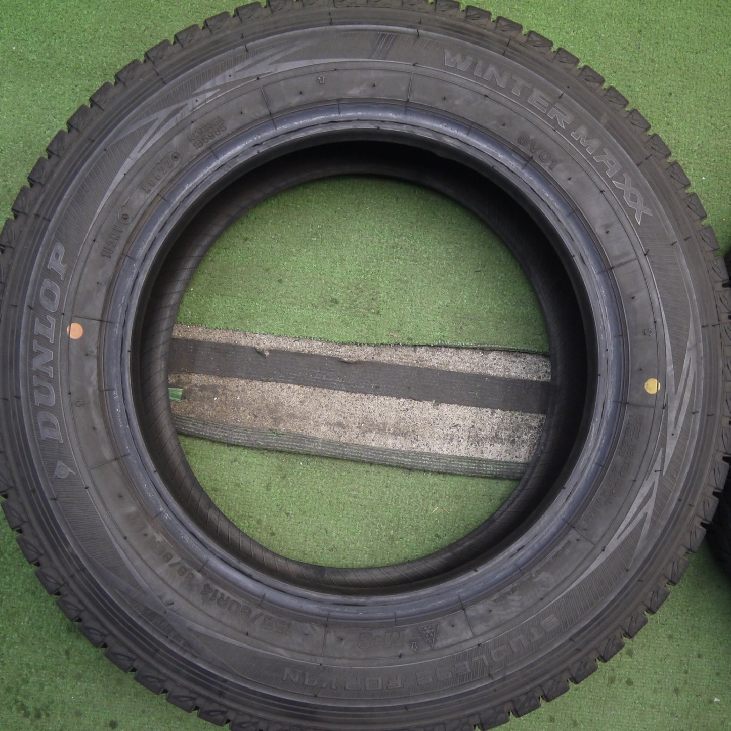 バリ溝！22年！9.5分◎スタッドレス 155/80R14 88/86N ダンロップ ウインターマックス SV01 タイヤ 14インチ サクシード プロボックス 等◎6090102Hスタ