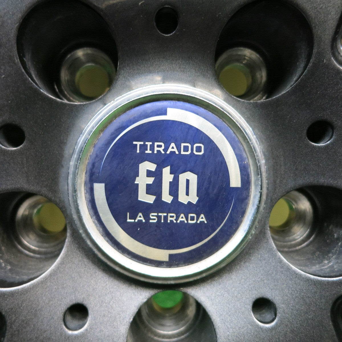 バリ溝！22年！キレイ！9分★スタッドレス 235/65R17 ブリヂストン ブリザック DM-V3 TIRADO Eta LA STRADA 阿部商会 17インチ PCD114.3/5H★5113022HAス