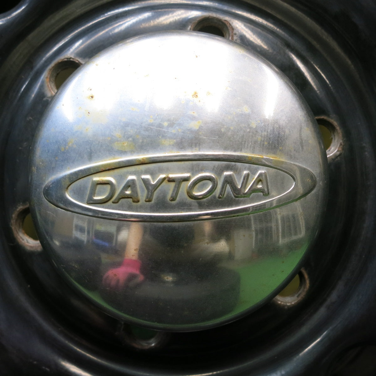 バリ溝！9.5分★スタッドレス DAYTONA デイトナ 215/70R15 トーヨー ウインター トランパス MK4α スチール 15インチ PCD139.7/6H★5053104HAス