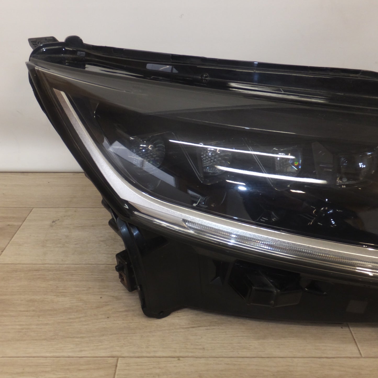 [送料無料] 現状品★日産 NISSAN 純正 ノート E13 ヘッドライト ICHIKOH 1993 右★