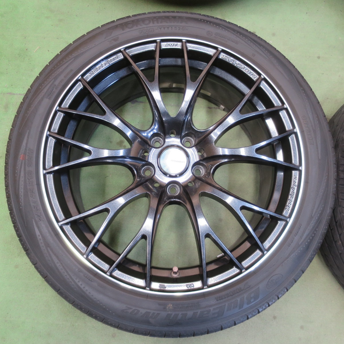 バリ溝！キレイ！9.5分★WedsSport SA-20R AMF 245/45R19 ヨコハマ ブルーアース RV-02 ウェッズスポーツ 19インチ PCD114.3/5H★6051608イノ