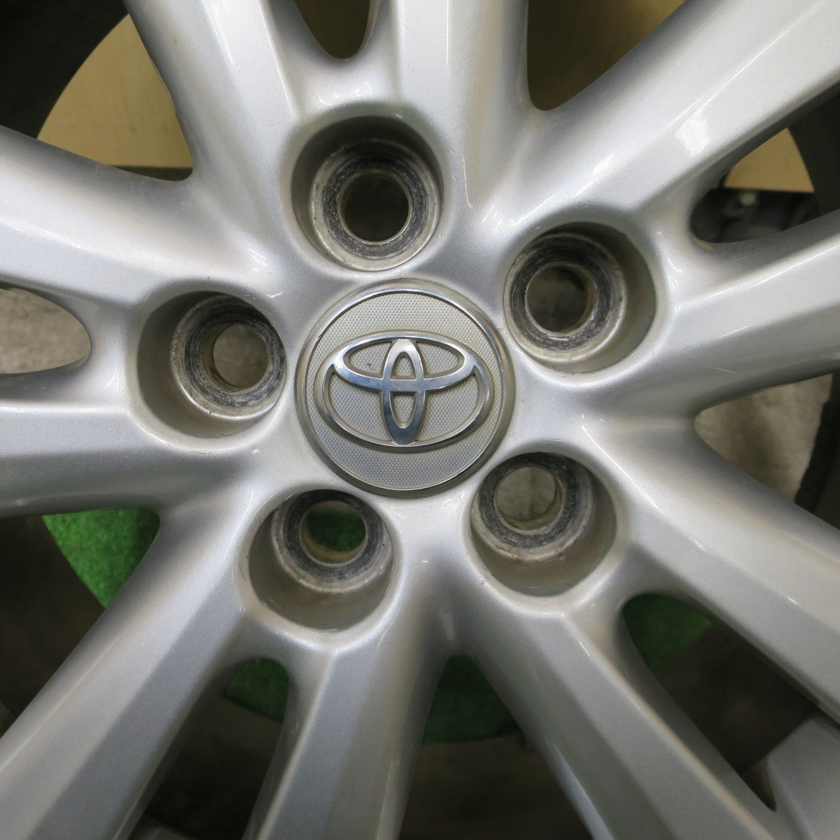 4本価格★トヨタ ウィッシュ 純正 ホイール 16インチ 16×6J PCD100/5H★6022501NGホ
