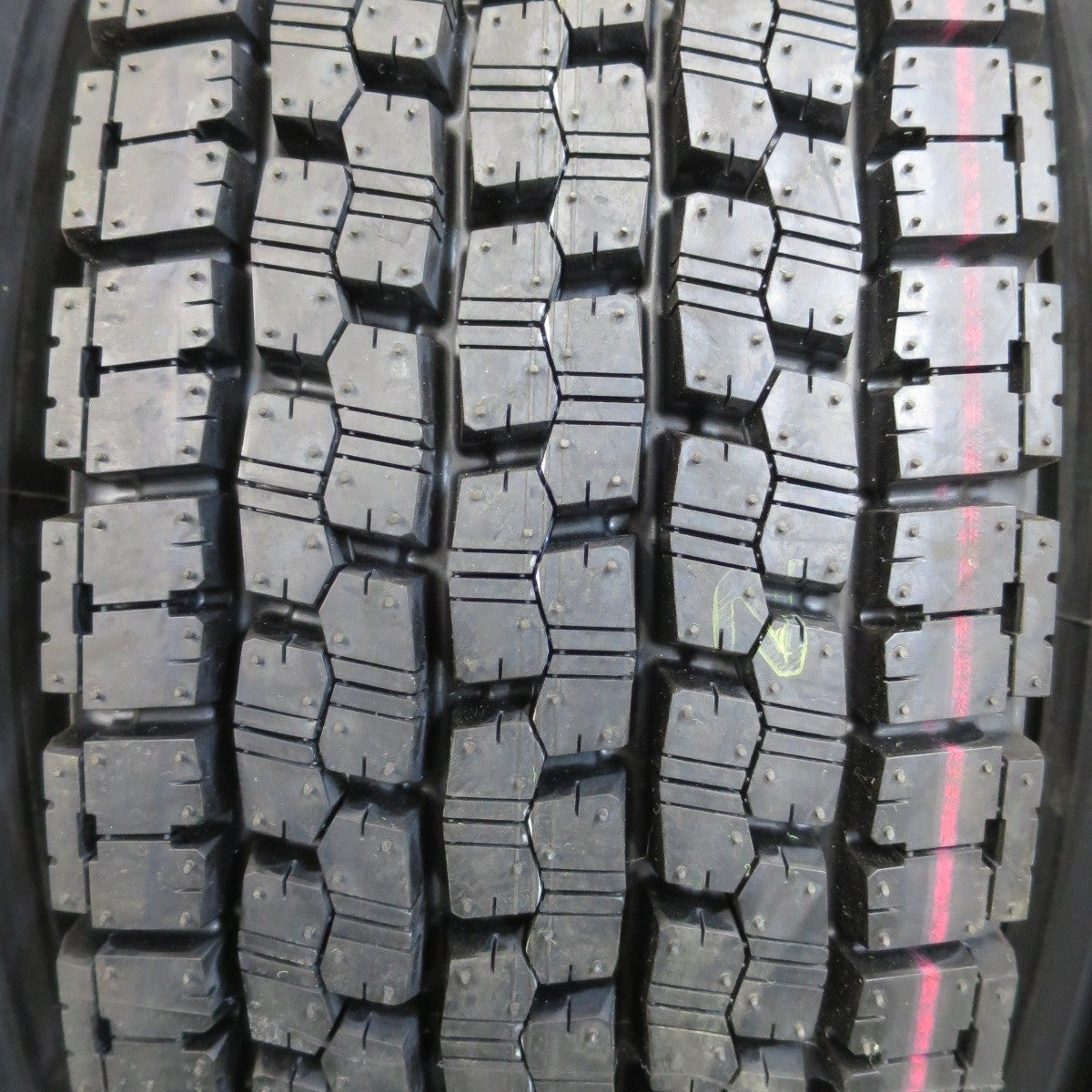 未使用！24年★トラック タイヤ 225/80R17.5 123/122L スタッドレス ブリヂストン W999 17.5インチ★5012907イスタ