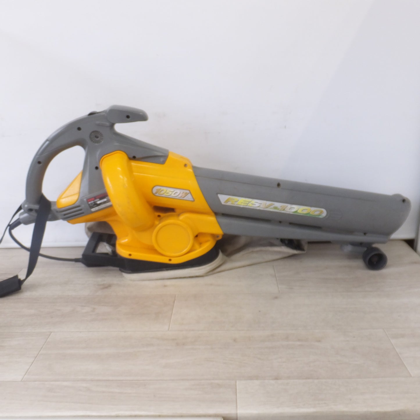 [送料無料] ★リョービ RYOBI ブロワバキューム RESV-1000　100V 1050W 50/60Hz★