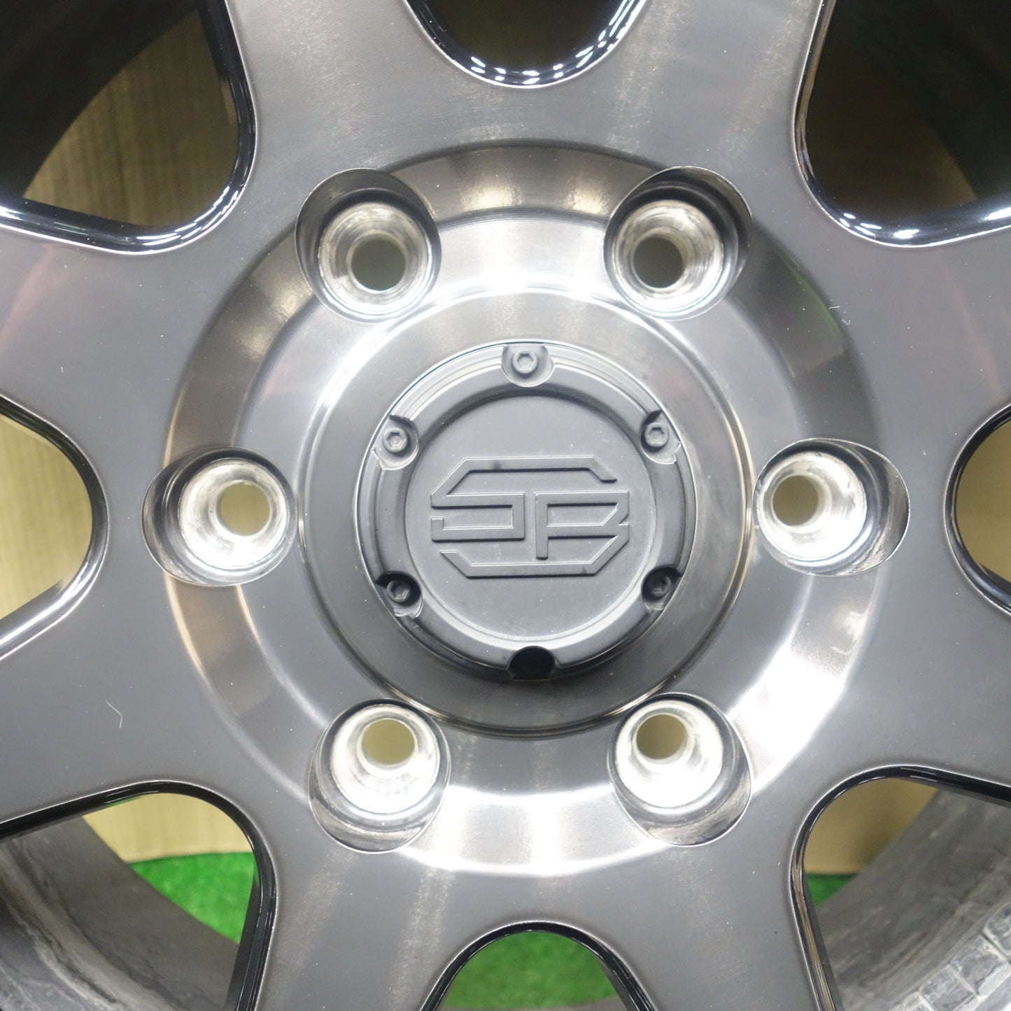 バリ溝！25年！キレイ！9.5分★215/65R16 トーヨー H30 WEDS ADVENTURE スタットベルク ウェッズ アドベンチャー 16インチ PCD139.7/6H★6012401KTノ