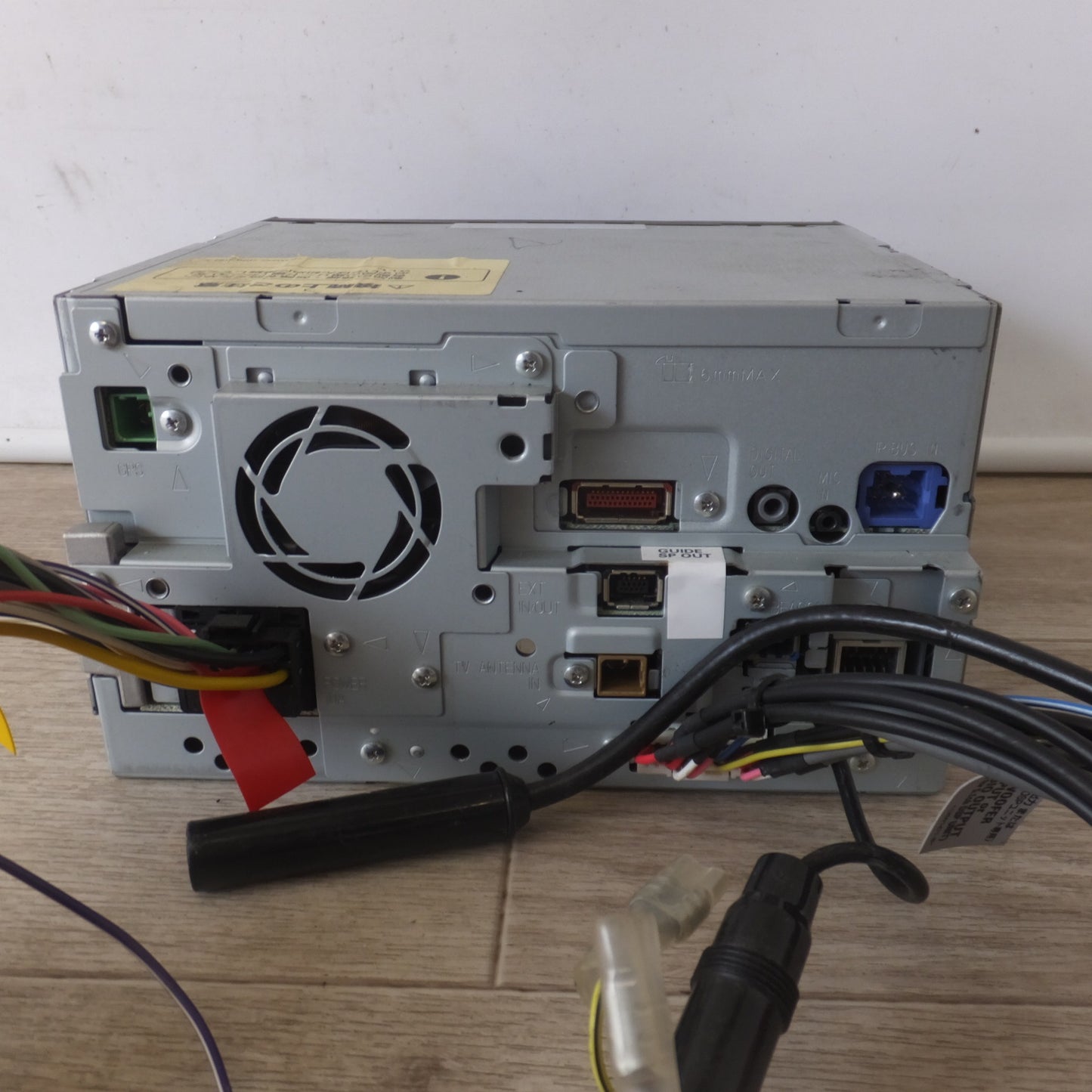 [送料無料] ★カロッツェリア carrozzeria AV一体型HDDナビゲーション 楽ナビ AVIC-HRZ088(52)★