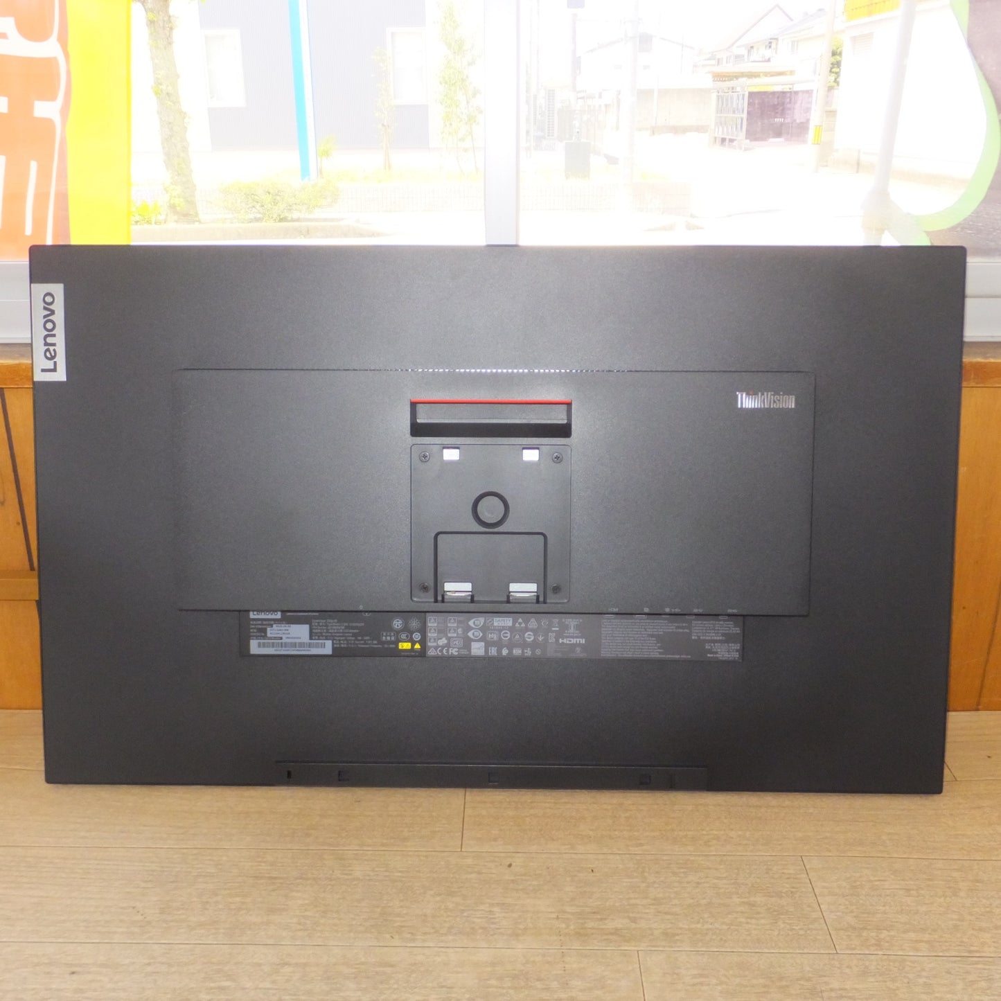 [送料無料] 未使用★レノボ Lenovo ThinkVision T32p-20 C19315UT0 モニター 61F2-GAR2-WW　100-240V 50/60Hz★