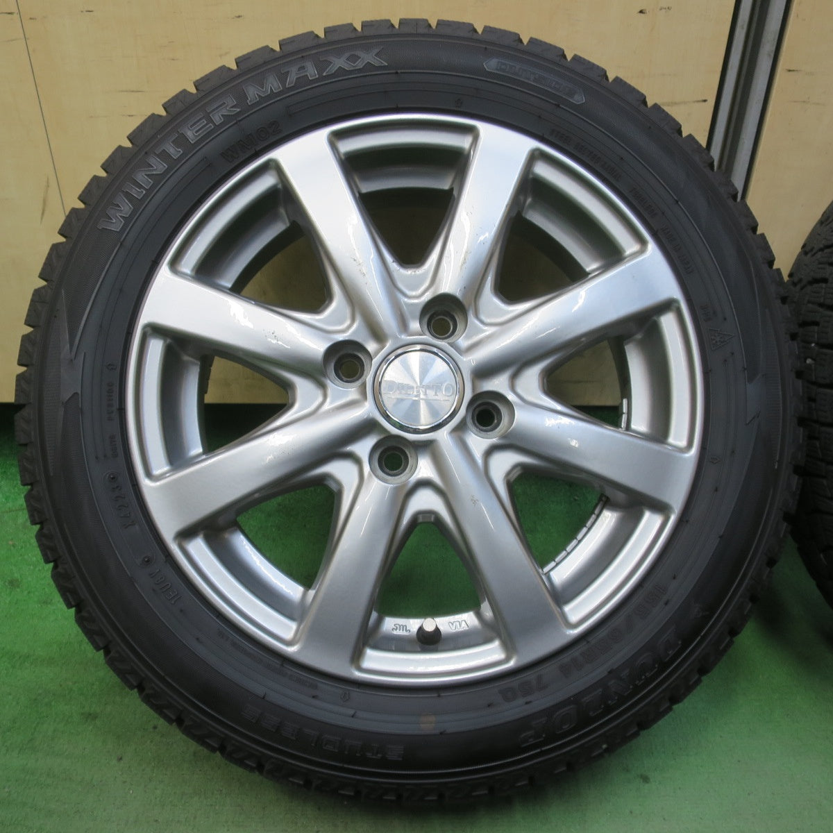バリ溝！23年！9.5分★スタッドレス 155/65R14 ダンロップ ウインターマックス WM02 DILETTO ディレット 14インチ PCD100/4H★6033011イス