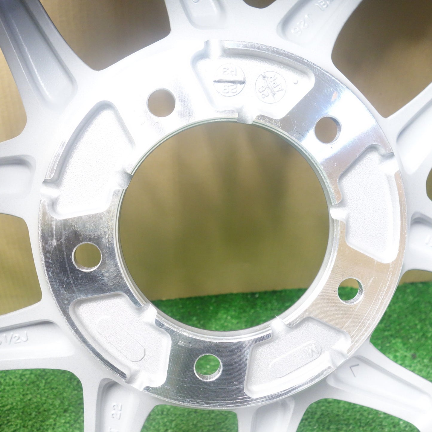 新車外し★スズキ JB64 ジムニー 純正 ホイール 16インチ 16×5.5J PCD139.7/5H★6062605KTホ
