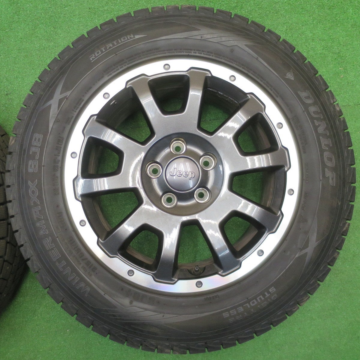バリ溝！22年！キレイ！9.5分以上★ジープ レネゲード 純正 215/65R16 スタッドレス ダンロップ ウインターマックス SJ8 16インチ PCD110/5H★5110905NJス