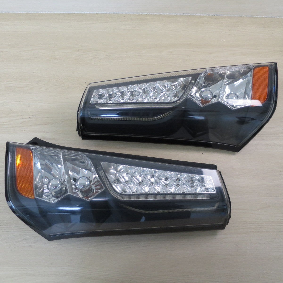 キレイ！左右セット♪スズキ MH23S ワゴンR スティングレー 社外 LED テールライト 60-1318B テールランプ 照明 カー パーツ♪