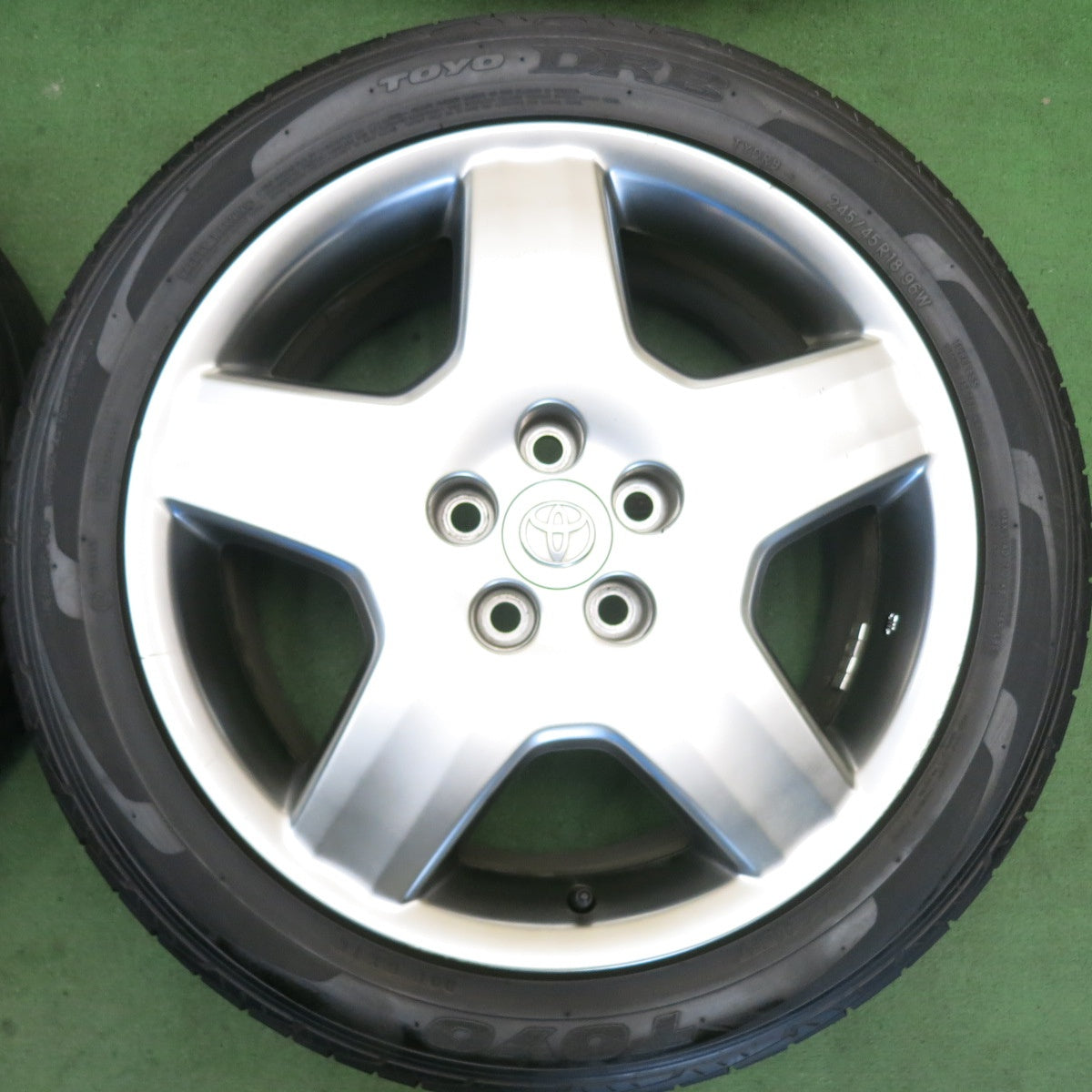 バリ溝！9分◎トヨタ 30 セルシオ 純正 245/45R18 トーヨー DRB 18インチ PCD114.3/5H◎6070504HAノ