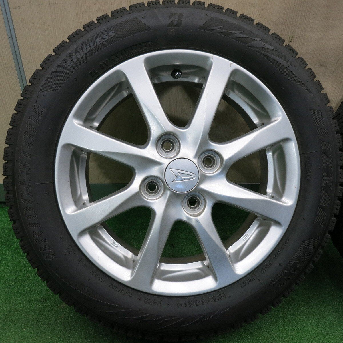 バリ溝！22年！9.5分以上★ダイハツ タント ムーヴ 等 純正 155/65R14 スタッドレス ブリヂストン ブリザック VRX2 14インチ PCD100/4H★4121812TNス