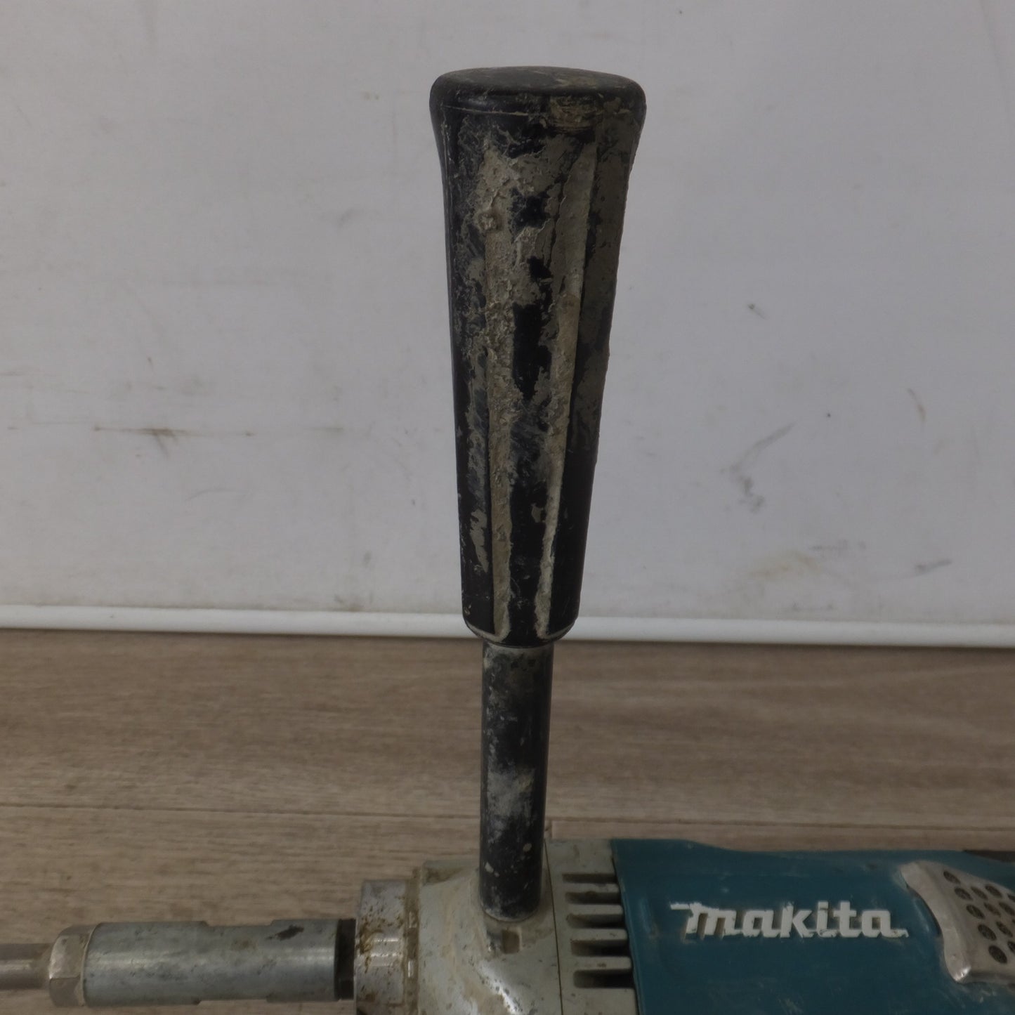 [送料無料] ★マキタ makita カクハン機 UT1305　100V 9A 50-60Hz 850W★