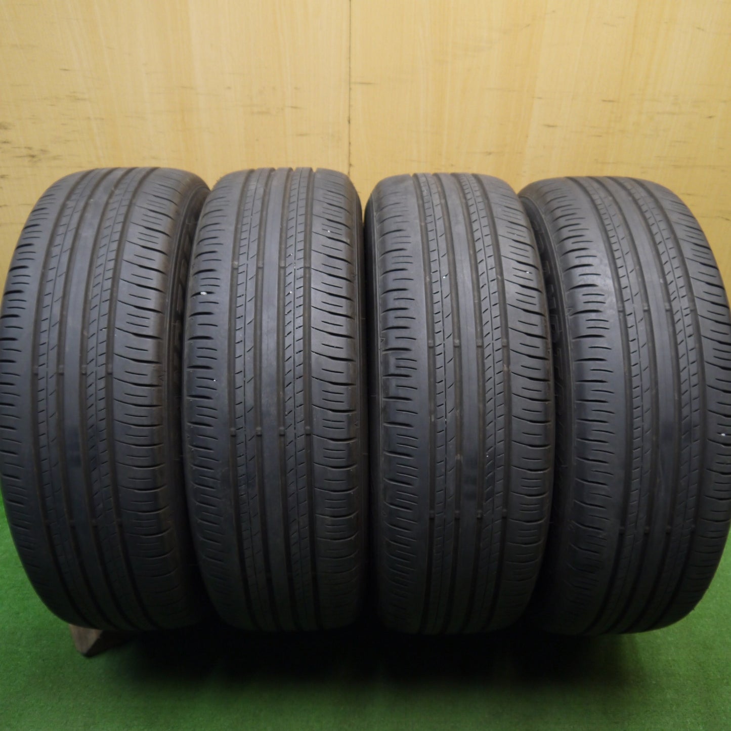 バリ溝！22年！美品！9分★トヨタ RAV4 純正 225/60R18 ダンロップ グラントレック PT30 18インチ PCD114.3/5H★5042502Hノ