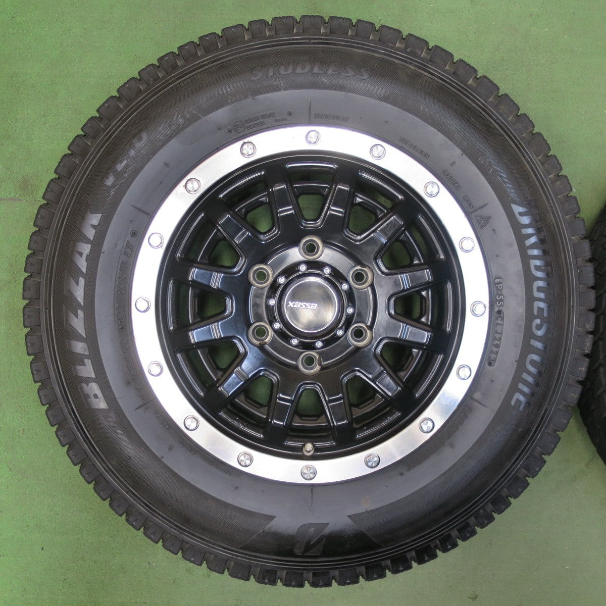 バリ溝！23年！9.5分★スタッドレス ESSEX エセックス EX-15 195/80R15 107/105N ブリヂストン ブリザック VL10 PCD139.7/6H★5111403TTス