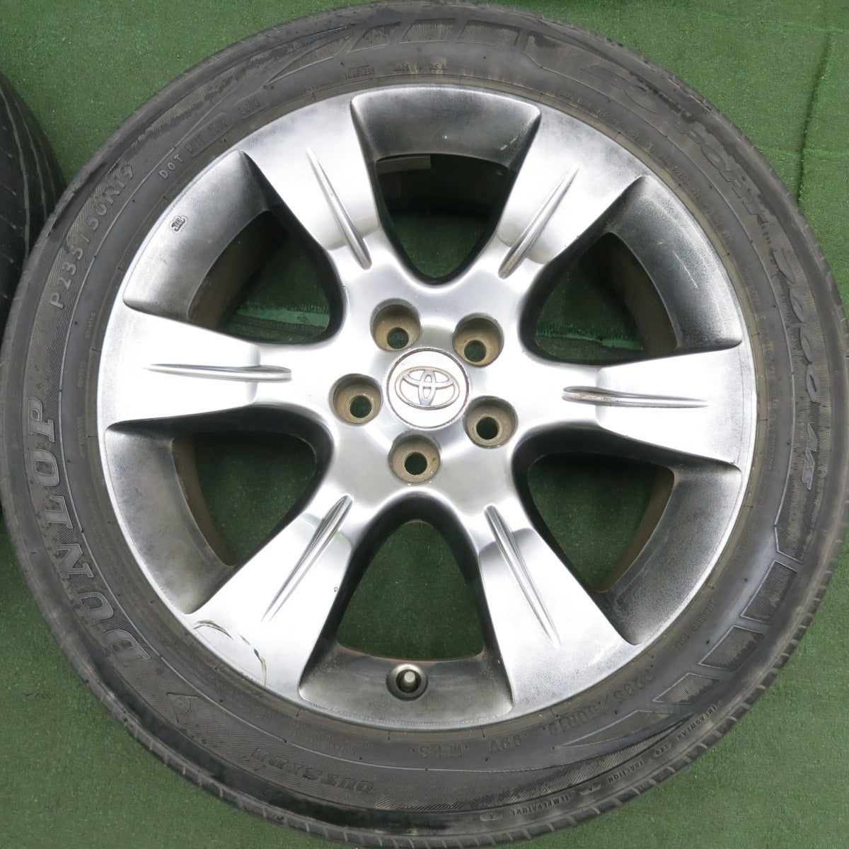 送料無料* 4本価格☆US トヨタ シエナ SE 純正 235/50R19 ダンロップ