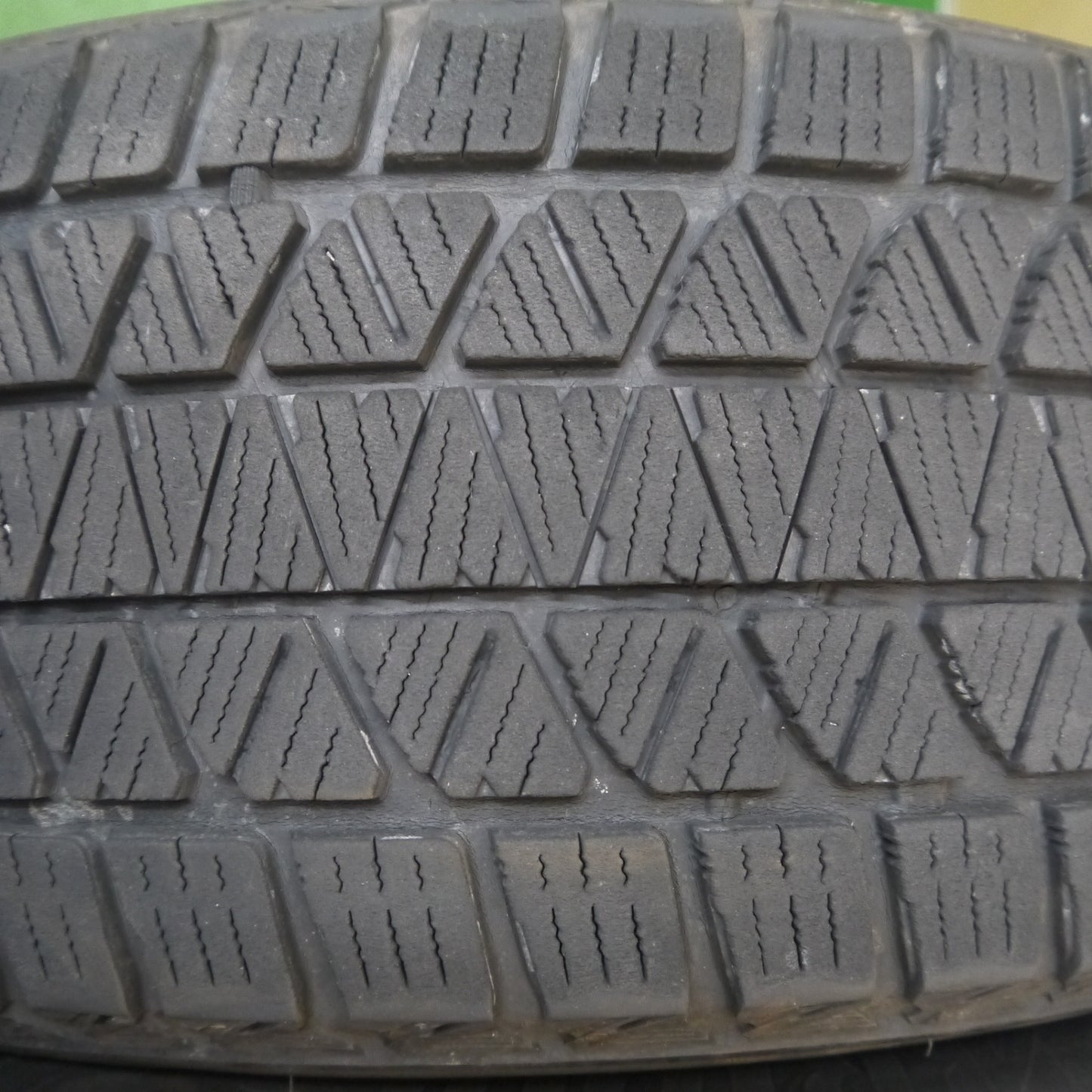 センサー付き★レクサス NX 等 LEONIS FZ 225/60R18 スタッドレス ブリヂストン ブリザック DM-V3 レオニス 18インチ PCD114.3/5H★6012101Hス