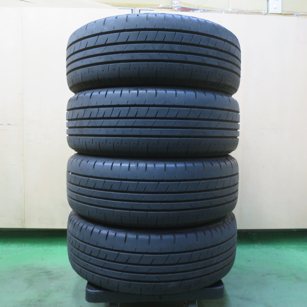 バリ溝！24年！キレイ！9.5分◎トヨタ 80系 ノア ヴォクシー 純正 205/60R16 ブリヂストン プレイズ PX-RV2 16インチ PCD114.3/5H◎6063004イノ