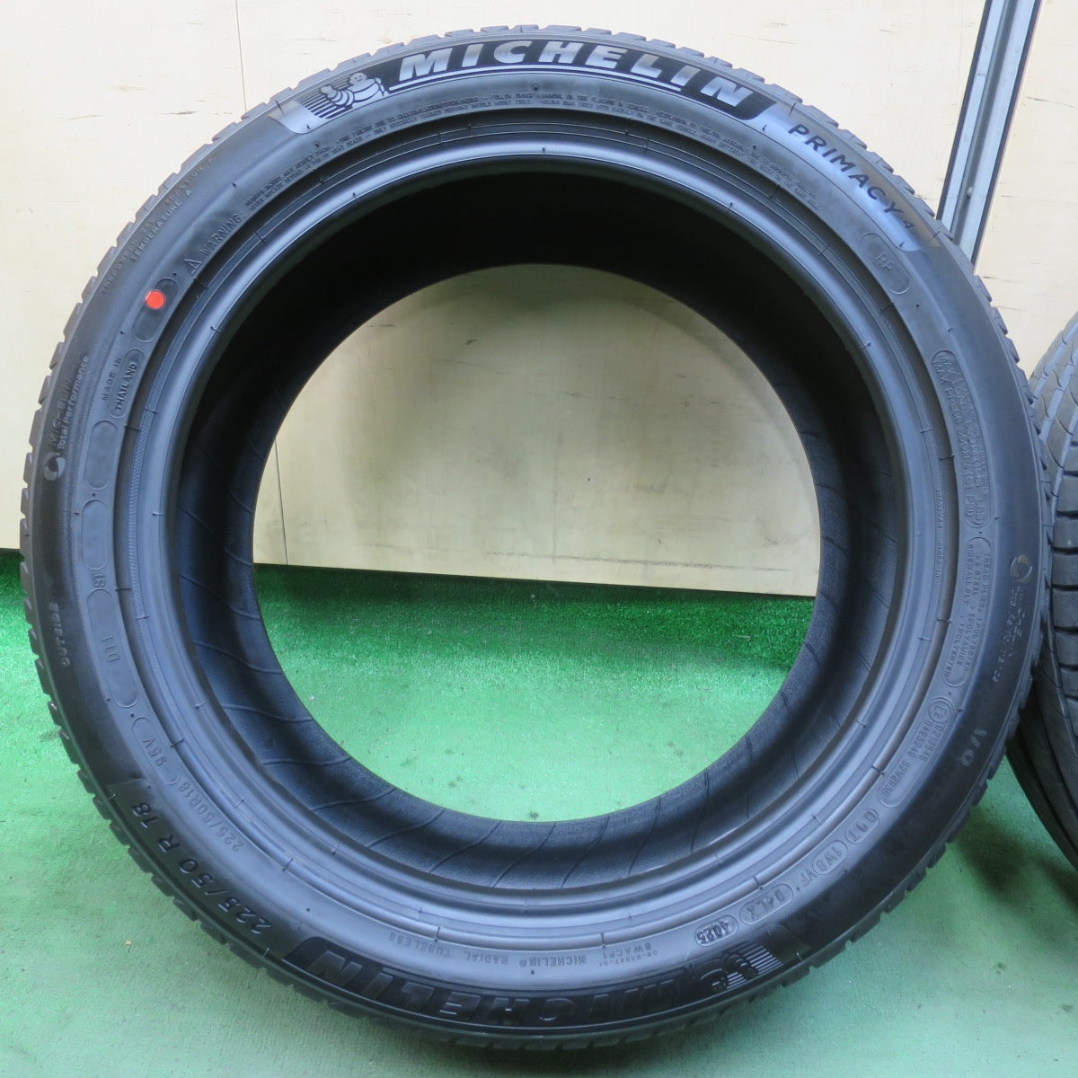 新車外し！25年★225/50R18 ミシュラン プライマシー4 タイヤ 18インチ カローラクロス エスティマ ヴェゼル C-HR 等★5112602イノタ