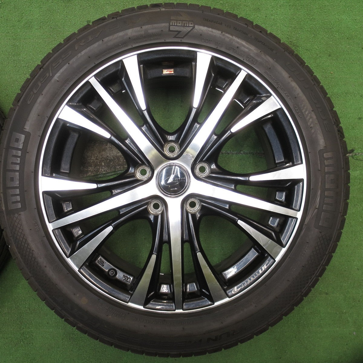 バリ溝！24年！9.5分★LEONIS UC 205/55R17 モモ トップラン M300 AS SPORT 17インチ レオニス PCD114.3/5H★5063001NJノ